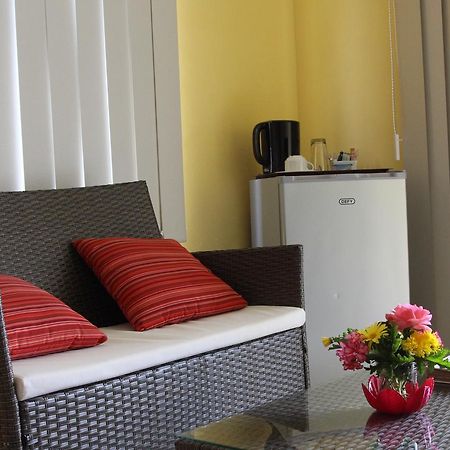 Richards Travel Lodge Jamestown Экстерьер фото