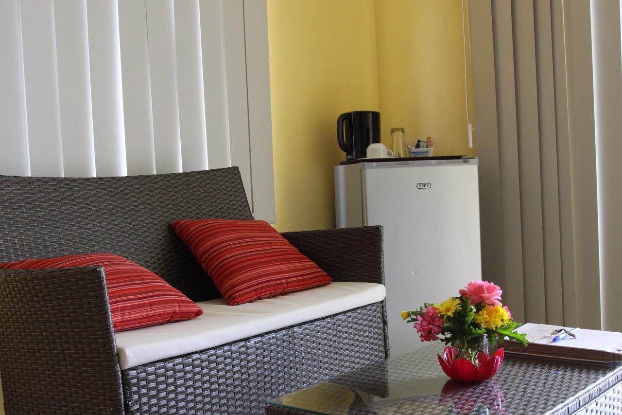 Richards Travel Lodge Jamestown Экстерьер фото